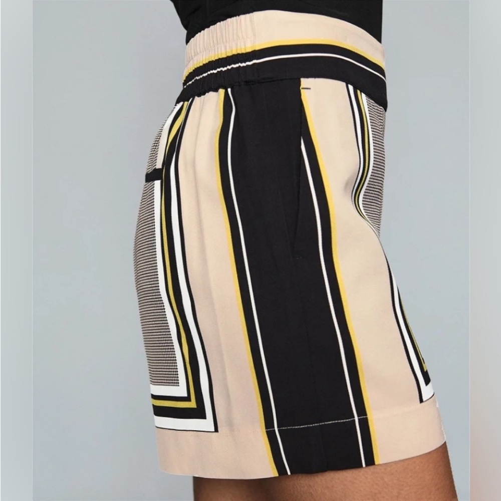 NWT Reiss Rae-Paisley Printed Short.